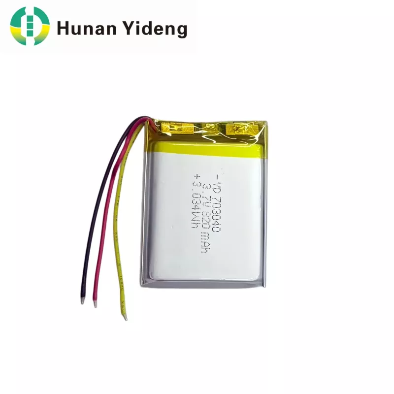703040 Batteria prismatica minuscola da 3,7 V 820 mAh